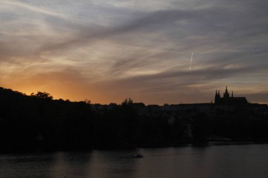 Prag 'ın eski kentinde anıtsal mimari