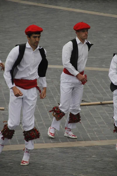 Παραδοσιακός Χορός Basque Ένα Λαϊκό Φεστιβάλ — Φωτογραφία Αρχείου