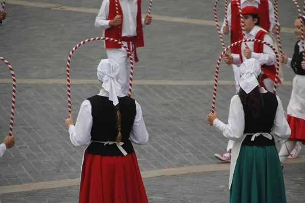 Dansul Tradițional Basc Într Festival Popular — Fotografie, imagine de stoc