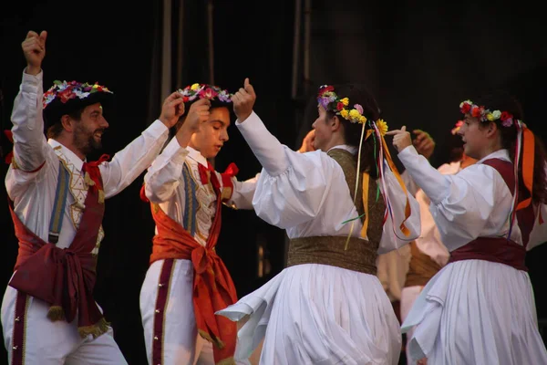 Traditionele Baskische Dans Een Volksfeest — Stockfoto