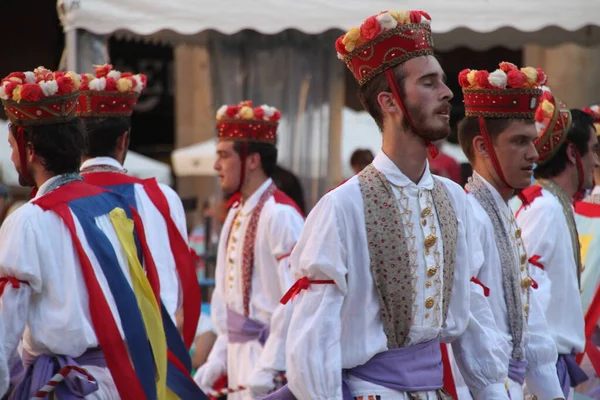 Παραδοσιακός Χορός Basque Ένα Λαϊκό Φεστιβάλ — Φωτογραφία Αρχείου