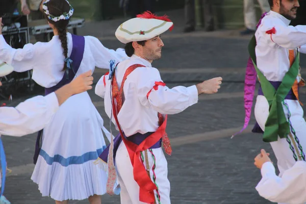 Danse Basque Traditionnelle Dans Festival Folklorique — Photo