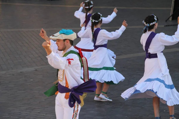 Παραδοσιακός Χορός Basque Ένα Λαϊκό Φεστιβάλ — Φωτογραφία Αρχείου