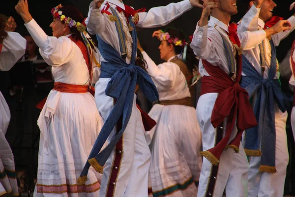 Tradycyjny Taniec Baskijski Festiwalu Folkowym — Zdjęcie stockowe