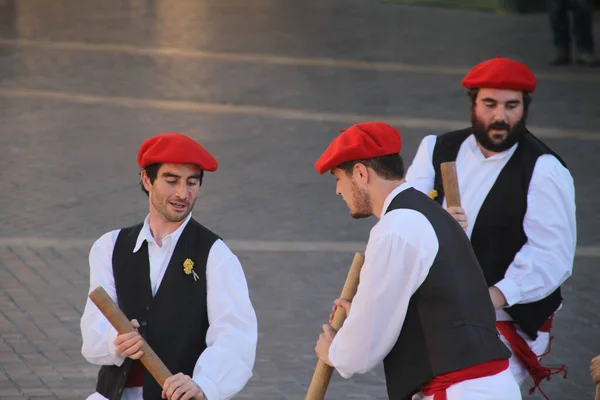 Παραδοσιακός Χορός Basque Ένα Λαϊκό Φεστιβάλ — Φωτογραφία Αρχείου