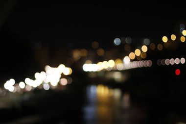 Bokeh efektli şehir ışıkları