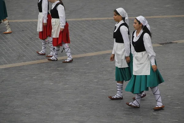 Παραδοσιακός Χορός Basque Ένα Λαϊκό Φεστιβάλ — Φωτογραφία Αρχείου