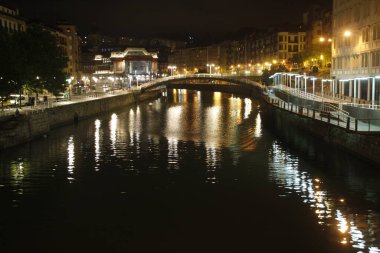 Bilbao şehrinin şehir manzarası