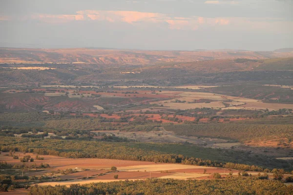İspanya 'nın iç kesimlerinde manzara