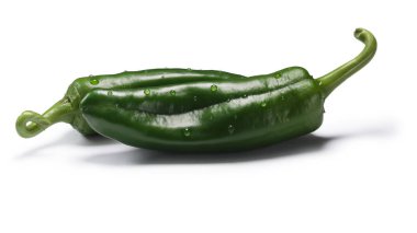 Yeşil Anaheim chilies, yolları