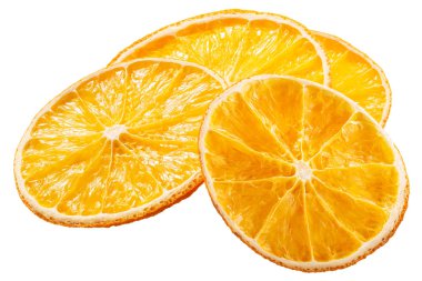 Portakal cipsi, kurutulmuş ince dilimler Citrus x sinensis meyvesi, izole edilmiş.
