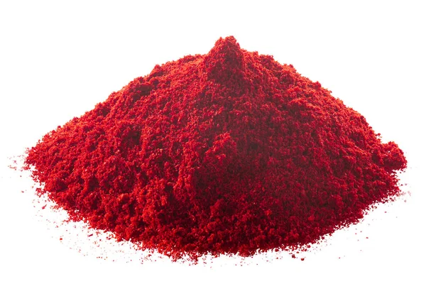 Pilha Chile Vermelho Moído Pimenta Páprica Isolada — Fotografia de Stock