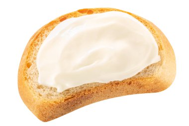 Krem peynirli ekmek dilimi izole edilmiş, üst manzara.