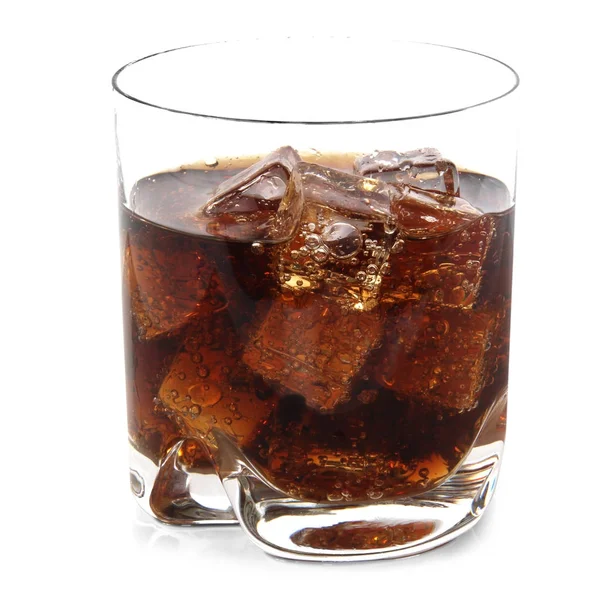 Glas met cola en ijsblokjes — Stockfoto