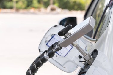 Pompa başlığının kapatılması için Sıkıştırılmış Doğal Gaz (cng) tankı 