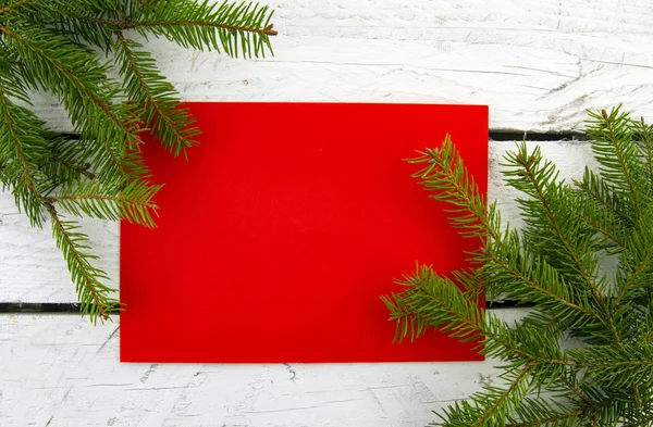 Navidad Tarjeta Blanco Rojo Festivo Con Árbol Navidad Sobre Fondo — Foto de Stock