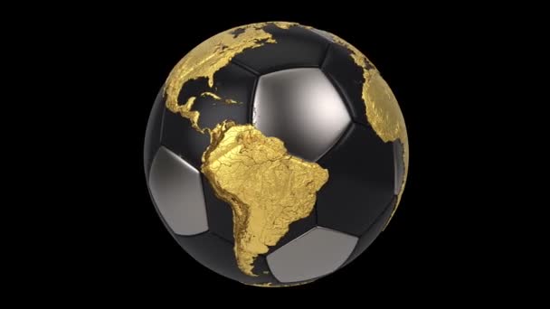 Realistický fotbalový míč izolovaný na černé obrazovce. 3D bezešvé smyčkové animace. Detailní zlatá mapa světa na černém a železném fotbalovém míči. — Stock video