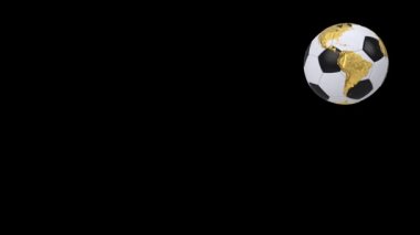 Siyah ekranda izole edilmiş gerçekçi futbol topu. 3 boyutlu kusursuz döngü animasyonu. Siyah beyaz futbol topunda ayrıntılı altın dünya haritası.