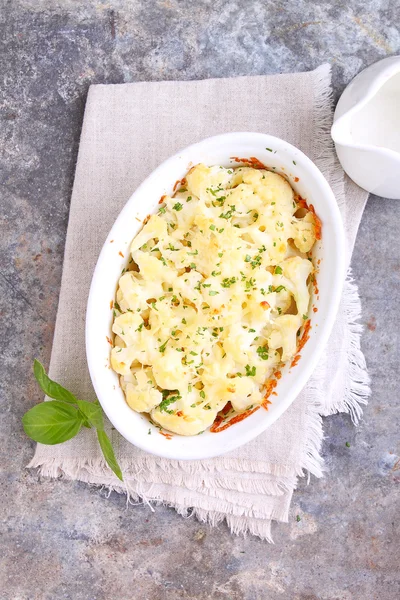 Cauliflower baked with cheese — Stock Photo, Image