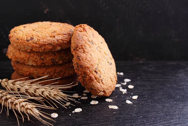 Oatmeal cookies with grains — Stock Photo, Image