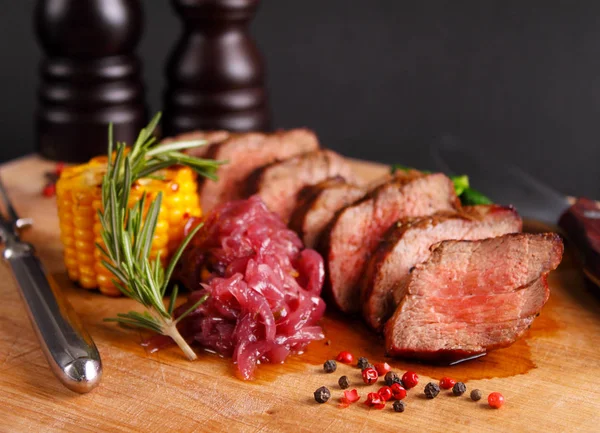 Beef Steak Wooden Board Rosemary Onion Pepper Corn Close — Stock Photo, Image