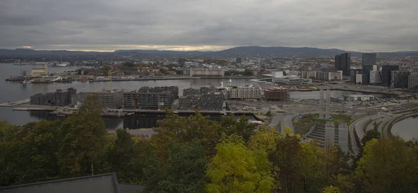 Sonbahar akşamı Oslo, Norveç şehri