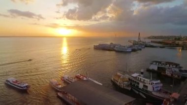 MANAUS, AMAZONAS, BRAZIL - 01 / 10 / 2020: Manaus limanının hava görüntüsü