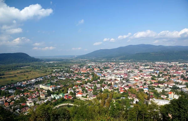 Khust kale Dağı nın yükseklikten