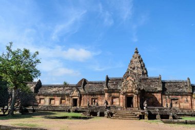 Prasat Hin Phanom basamak tarihi Parkı