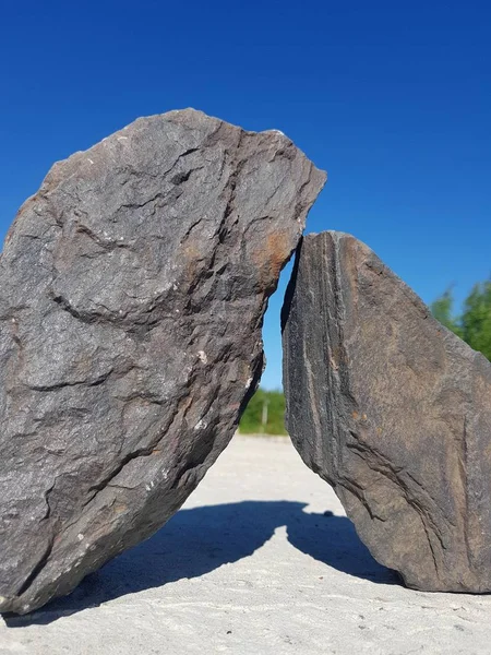 Stukken Olieschalie Een Bouwplaats Stukken Leisteen Vielen Bouwplaats Samen Met — Stockfoto