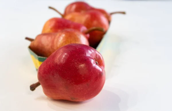 Varias Peras Rojas Seguidas — Foto de Stock