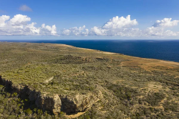 Panoramiczny Widok Lotu Ptaka Wybrzeże Curacao Morzu Karaibskim Turkusową Wodą — Zdjęcie stockowe