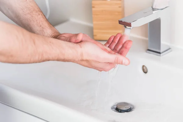 Lavarse Las Manos Con Jabón Baño Para Evitar Contaminar Cerrar — Foto de Stock