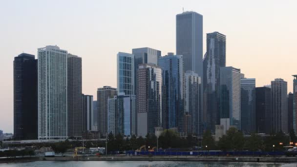4K UltraHD Timelapse Día a noche Chicago skyline — Vídeo de stock