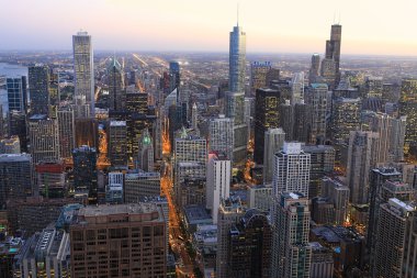 Chicago manzarası görünümü alacakaranlıkta