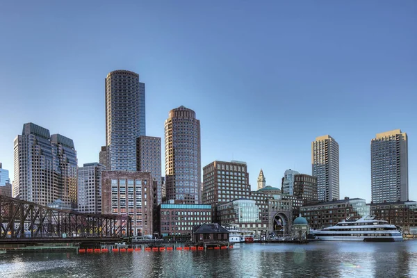 Vista da área interior do porto de Boston — Fotografia de Stock