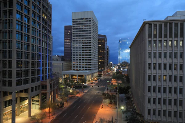 Vista al atardecer del centro de Phoenix — Foto de Stock