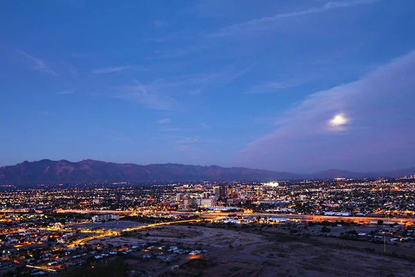 The Tucson city center at night — Stock Photo, Image