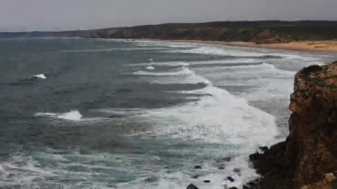 4k Ultrahd Timelapse büyük dalgalar ile harika Beach 