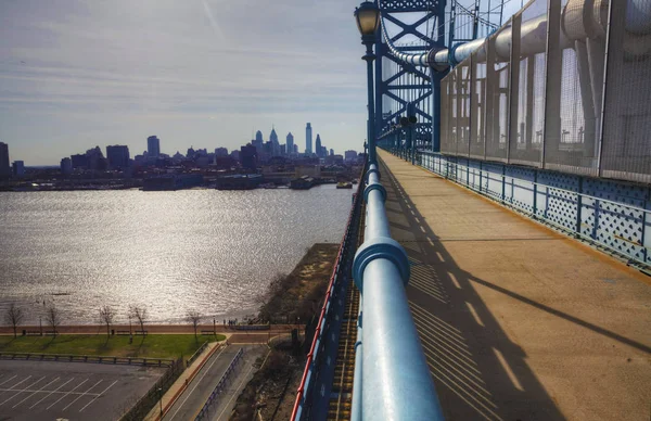 Philadelphia from the Ben Franklin Bridge — Stock Photo, Image