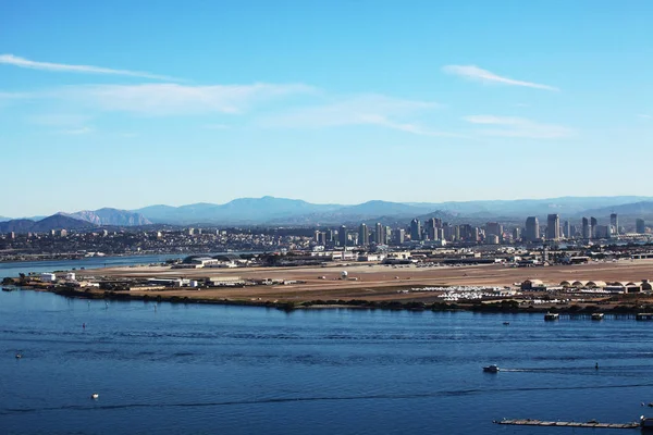 San diego mit Hafen vor — Stockfoto