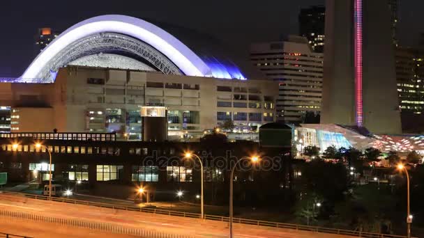 4K UltraHD Timelapse by the Gardiner Express, Toronto past dark — стоковое видео