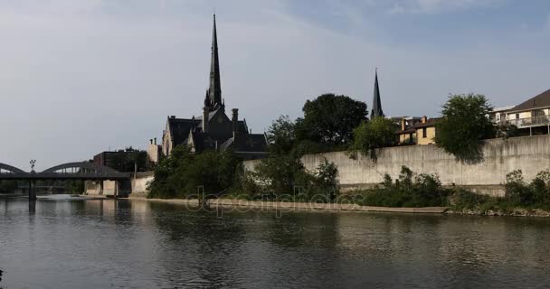 Manhã tranquila junto ao Grand River em Cambridge 4K — Vídeo de Stock