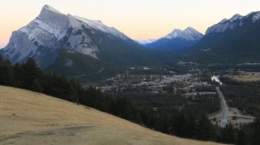 Gün gece timelapse Banff, Canada 4k üzerinde için