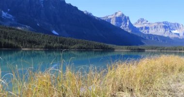 Vermillion göller ve dağlar Banff Kanada 4k yakınındaki