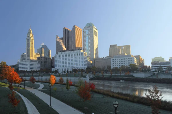 Centrum miasta Columbus, Ohio, jeden na piękny dzień — Zdjęcie stockowe