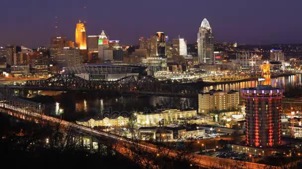 Timelapse Cincinnati Skyline Från Natt Till Dag — Stockvideo
