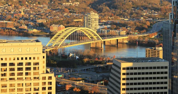 Scena aerea di Cincinnati e del fiume Ohio — Foto Stock