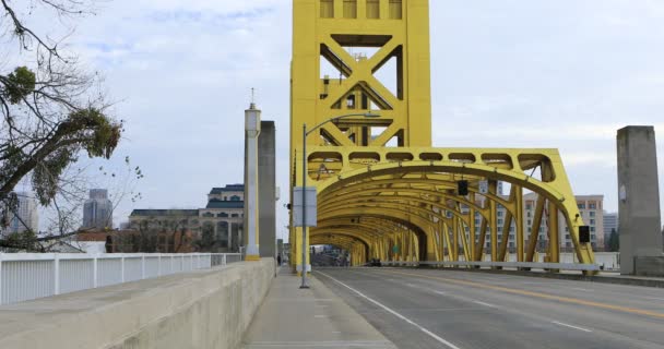 Visa Tower Bridge Sacramento — Stockvideo