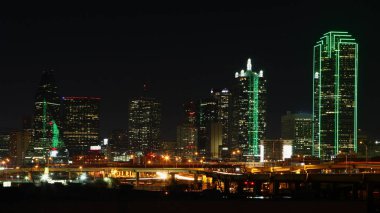 Dallas, Texas manzarası, gece